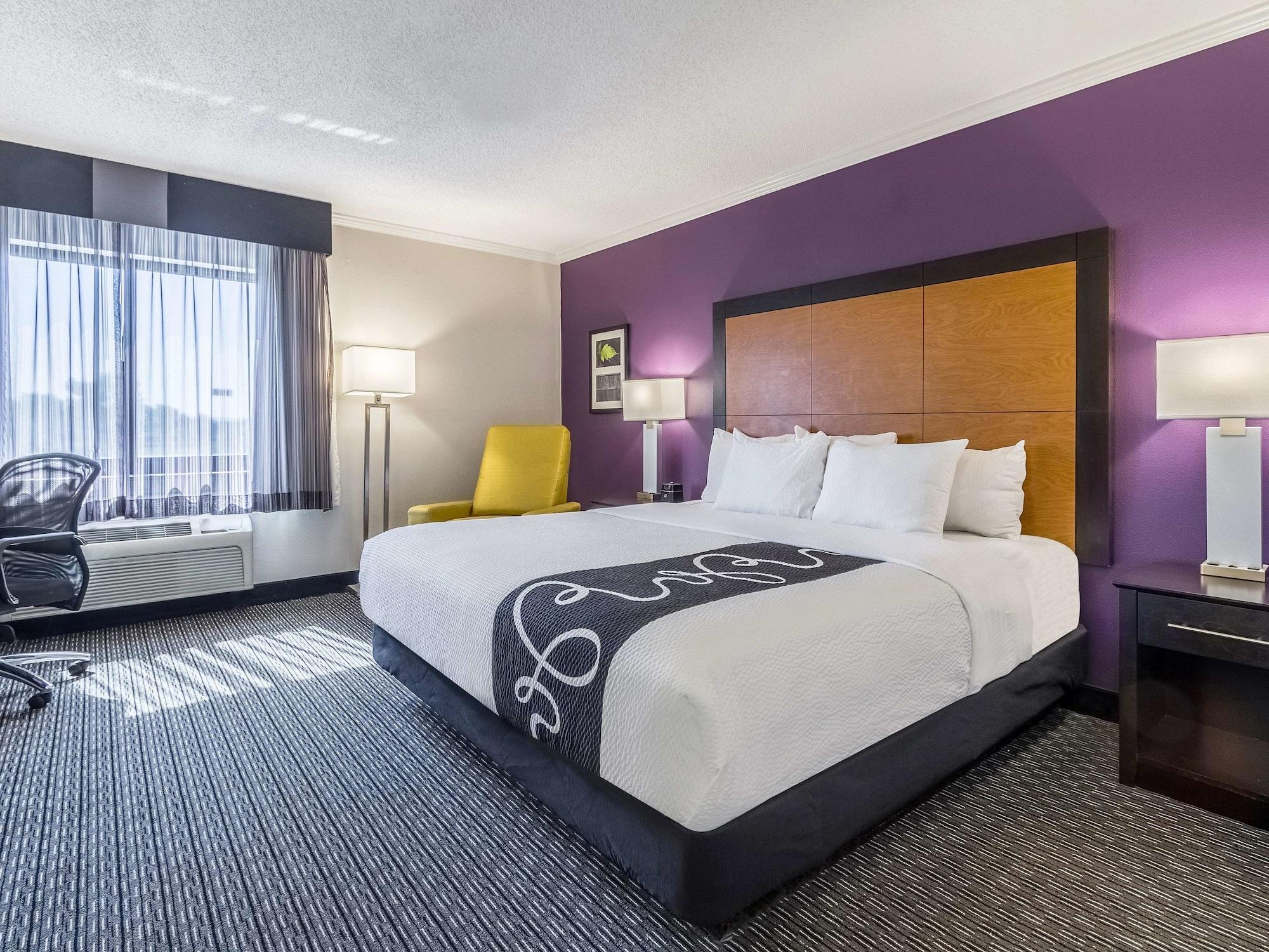 La Quinta By Wyndham Cleveland - Airport North Otel Dış mekan fotoğraf
