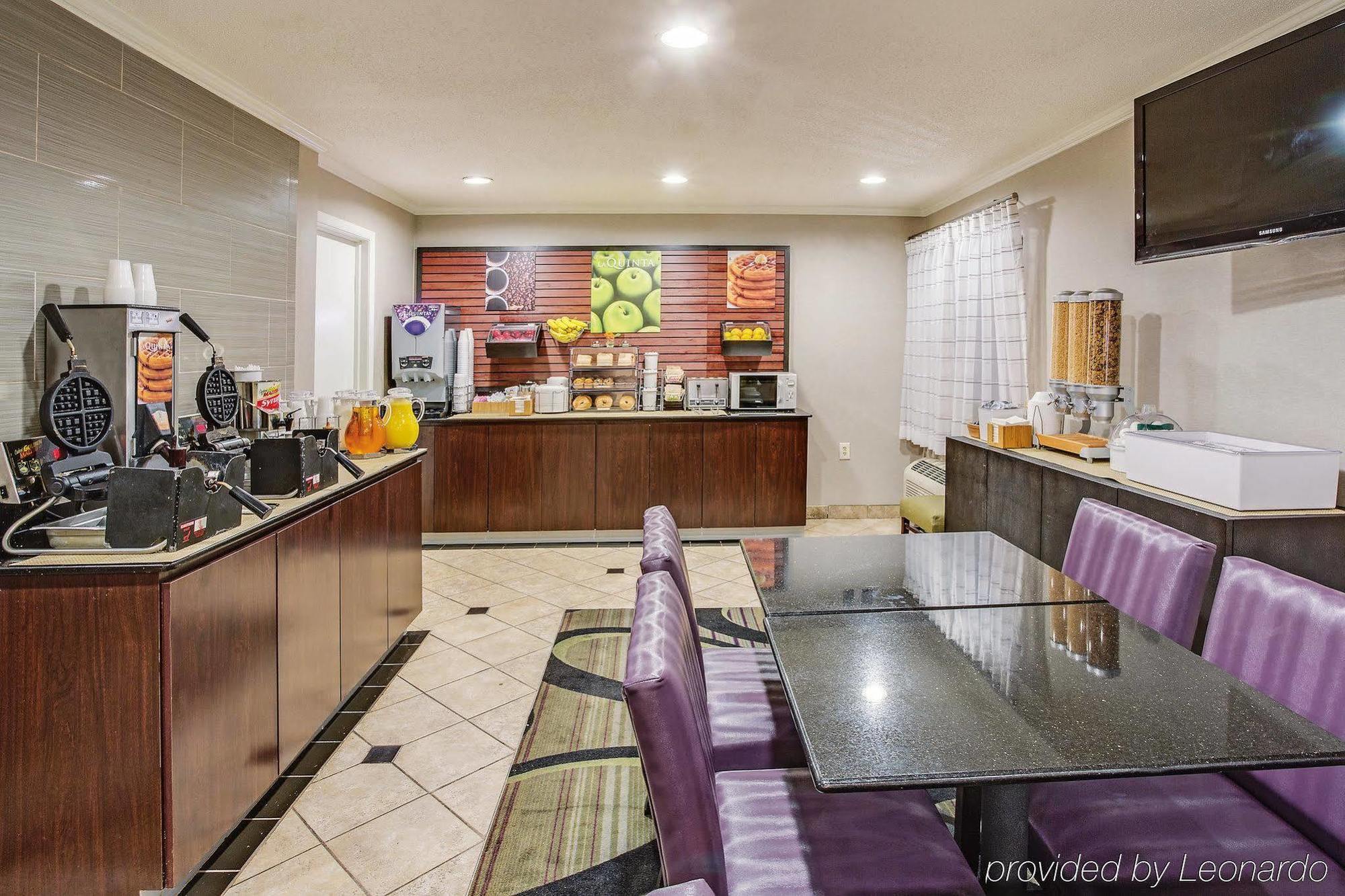 La Quinta By Wyndham Cleveland - Airport North Otel Dış mekan fotoğraf