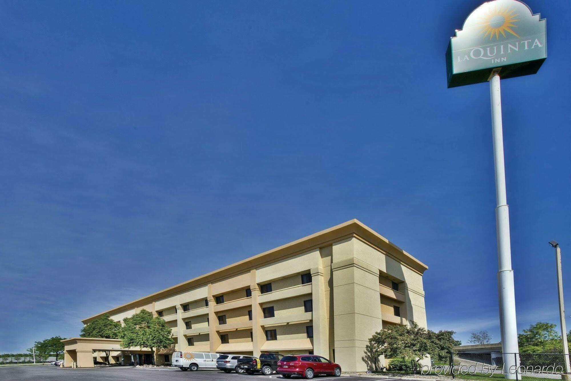 La Quinta By Wyndham Cleveland - Airport North Otel Dış mekan fotoğraf